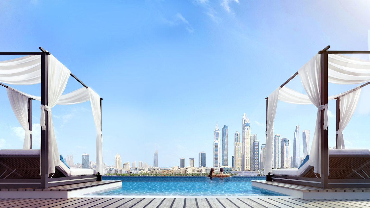 infinity pool at dubai harbour