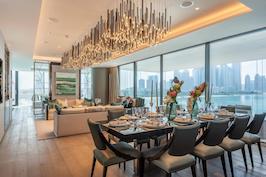 jumeirah villa sold for 74m in dubai